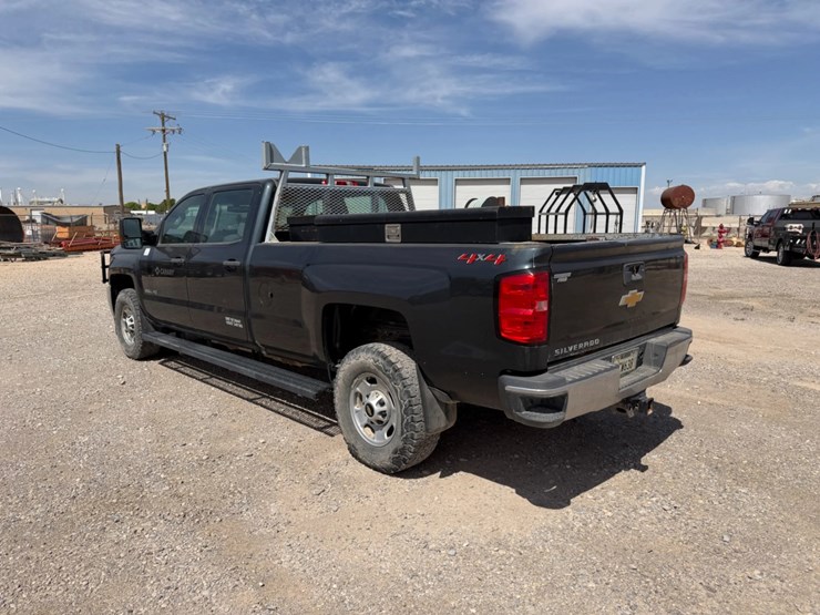 2019-chevrolet-silverado-2500hd-image-5