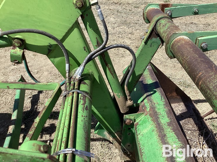 john-deere-148-image-19