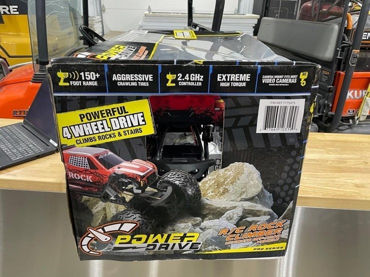 r/c-rock-climber-car-image-2