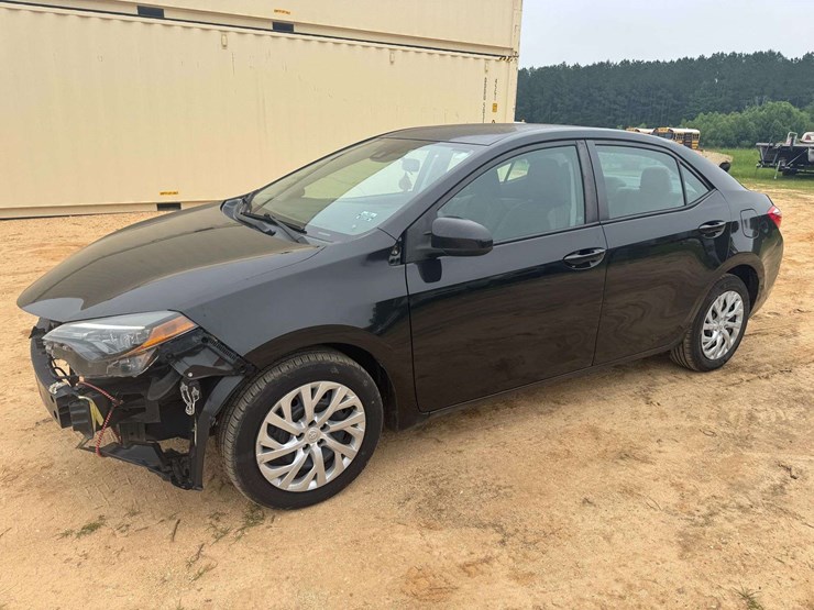 2018-toyota-corolla-le-4dr-sedan---150,323-miles-image-1