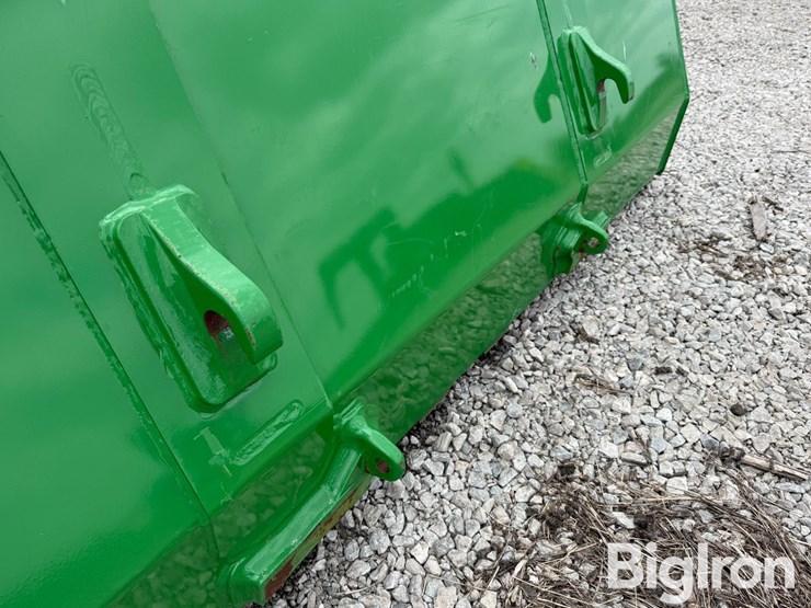 john-deere-8-image-17