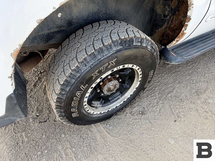 2000-ford-excursion-image-13