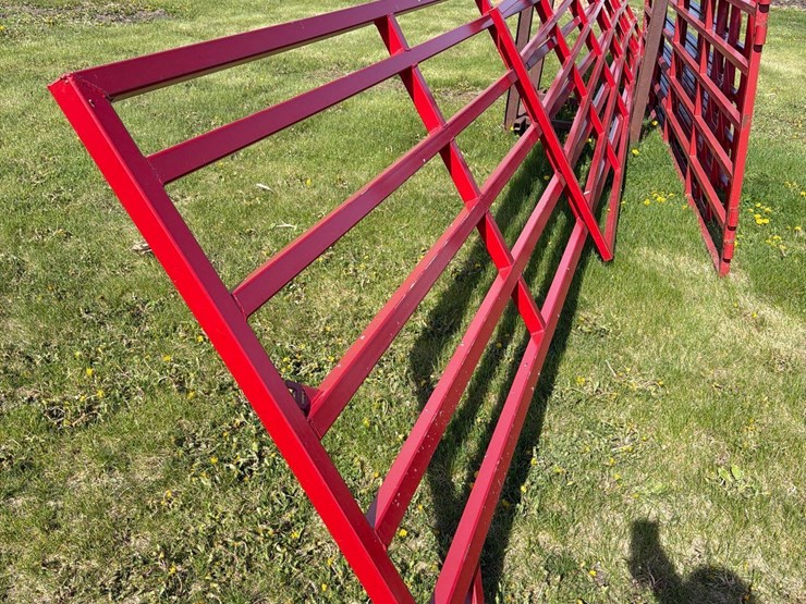 7-various-sized-gates-image-2