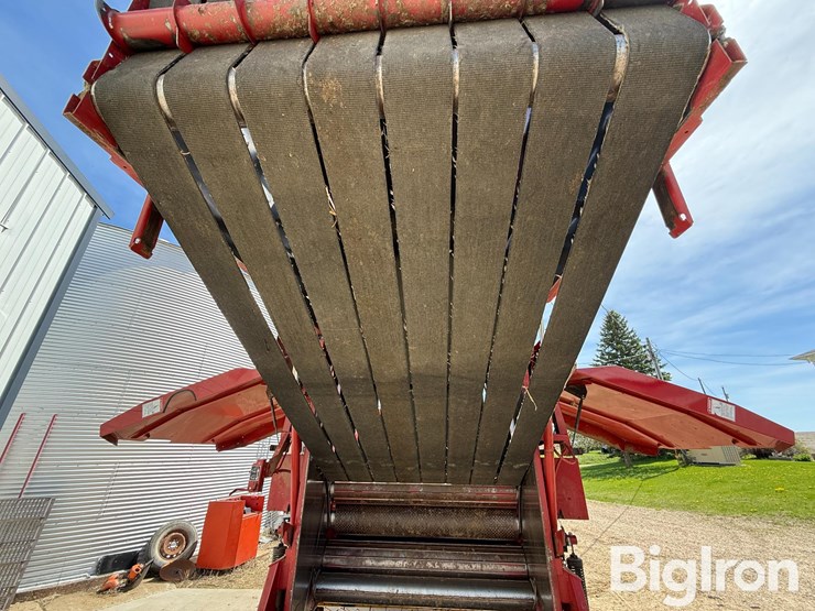 2009-new-holland-br7090-image-20
