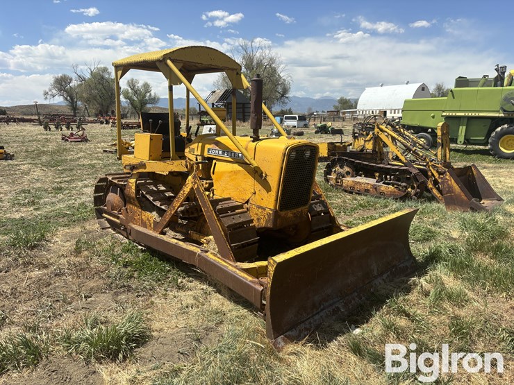 1963-john-deere-2010-image-3