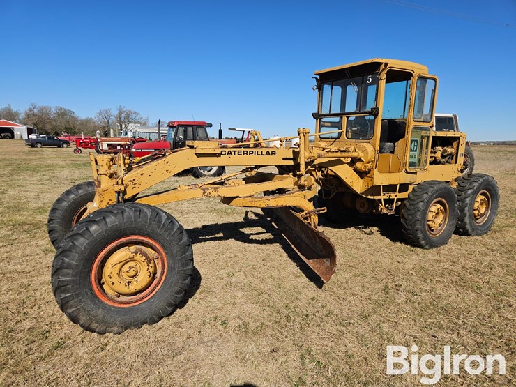1964-caterpillar-120-image-1