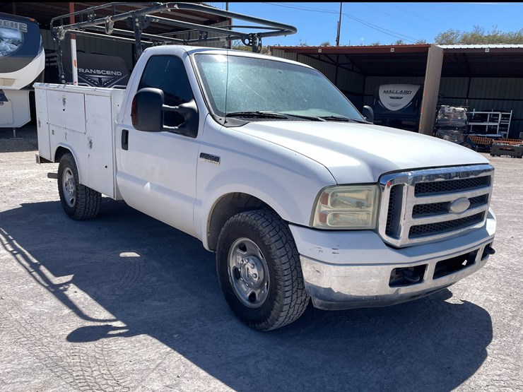 2005-ford-f250-sd-image-1
