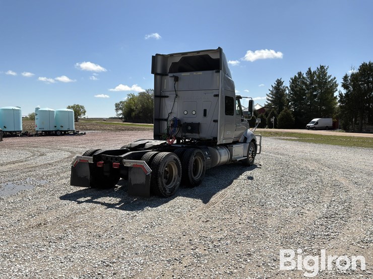 2016-international-prostar-image-5