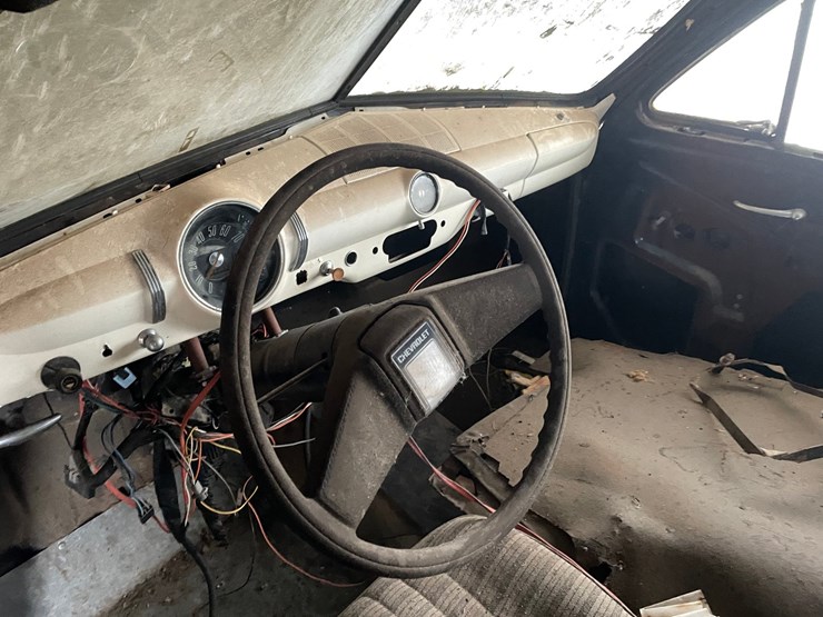 #7084-•-chevrolet-styleline-2-door-sedan-*must-be-trailered,-no-engine*-(sells-parts-only)-image-21