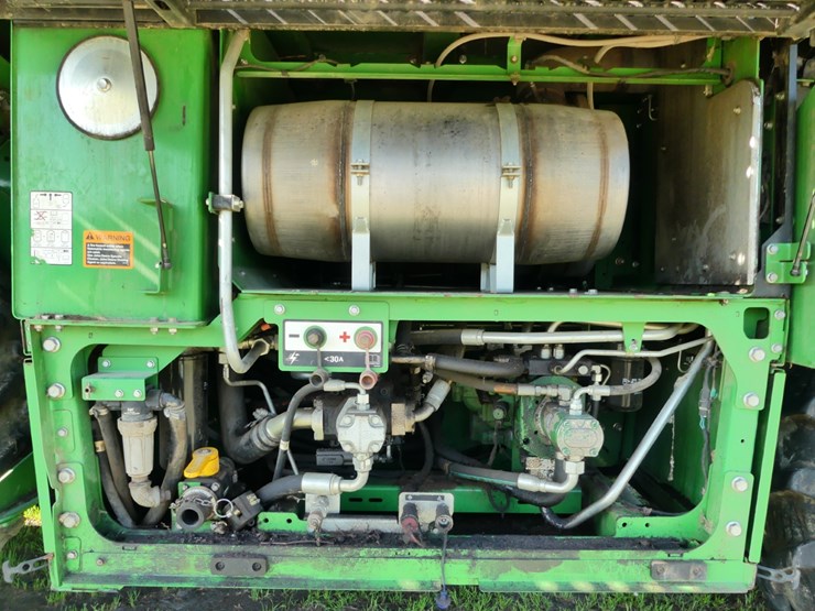 2016-john-deere-cp690-image-8