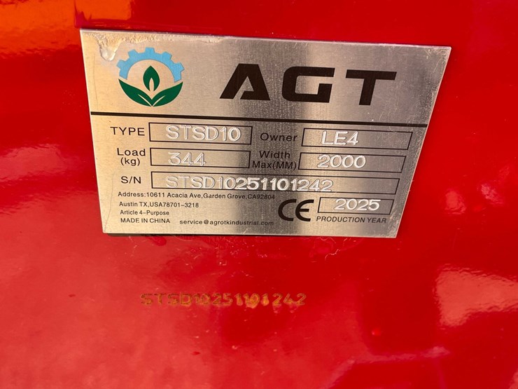 #9027-•-unused-agt-70-skid-steer-universal-mount-(o12)-image-8