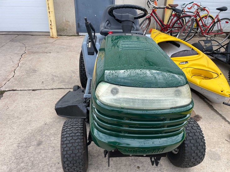 #9008-•-riding-lawn-mower-(o3)-image-2