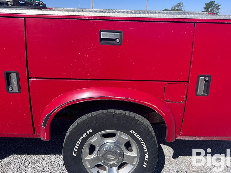 2010-ford-f350-xlt-image-11