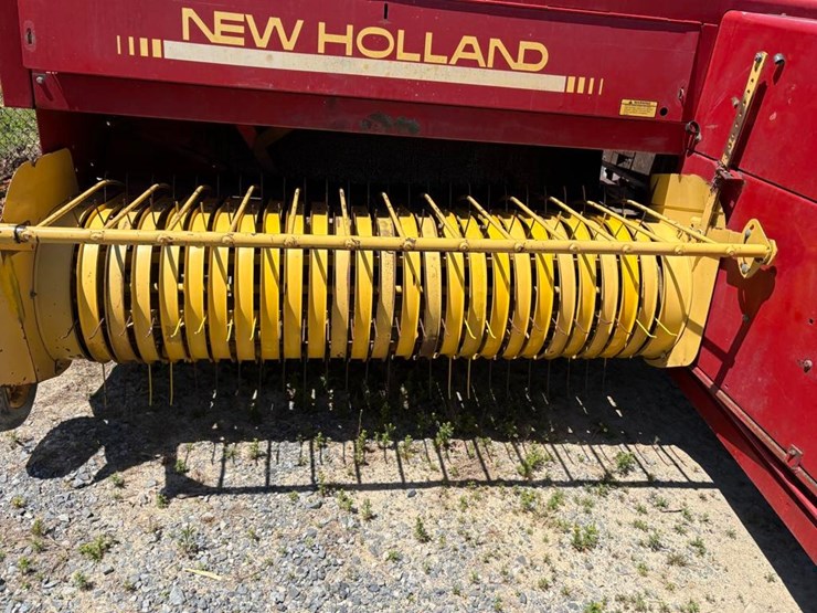 new-holland-575-image-5
