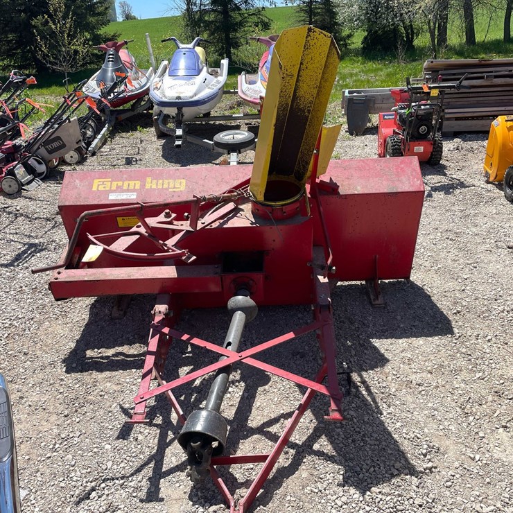 #7411 • Farm King Snow Blower