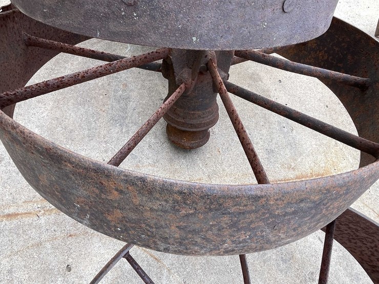 #9025-•-steel-wheels-(o3)-image-4