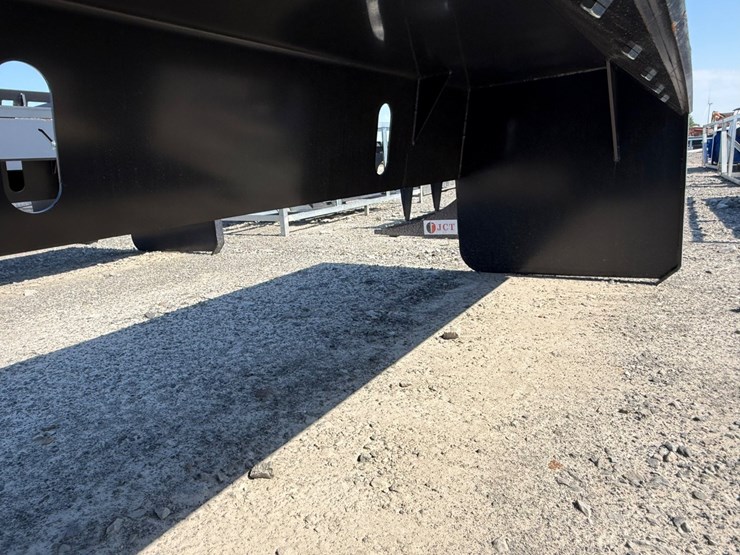 #2031-•-unused-jct-skid-steer-pusher-box-inv#-45693-image-5