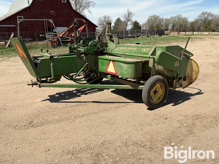 john-deere-24t-image-5