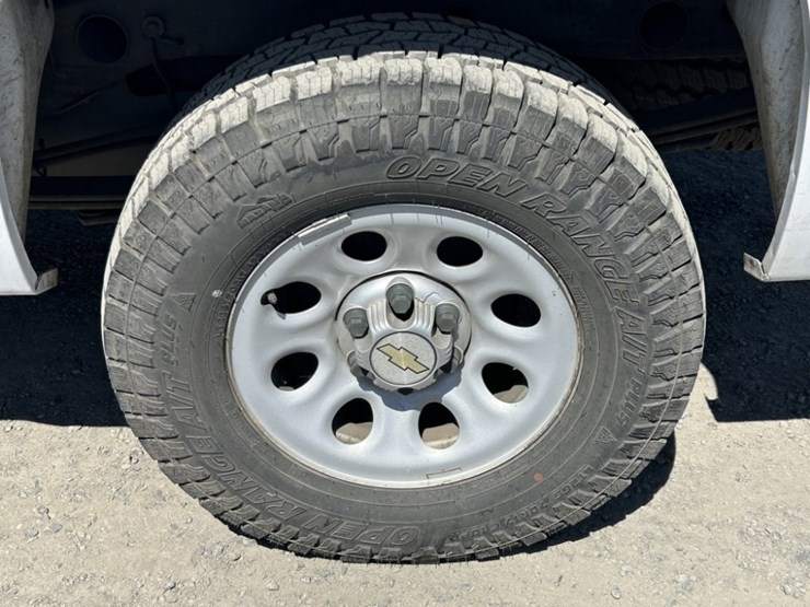 2013-chevrolet-silverado-1500-image-34