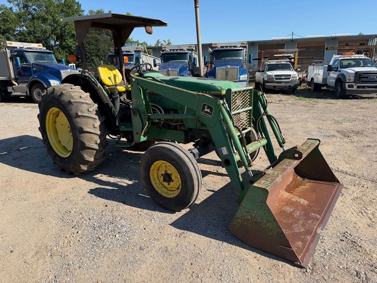 john-deere-5300-image-2