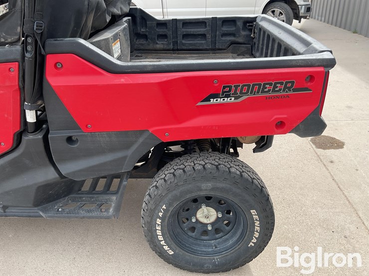 2016-pioneer-4x4-image-14