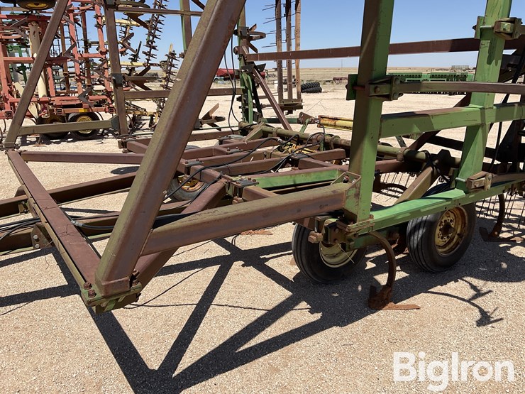 john-deere-1610-image-19
