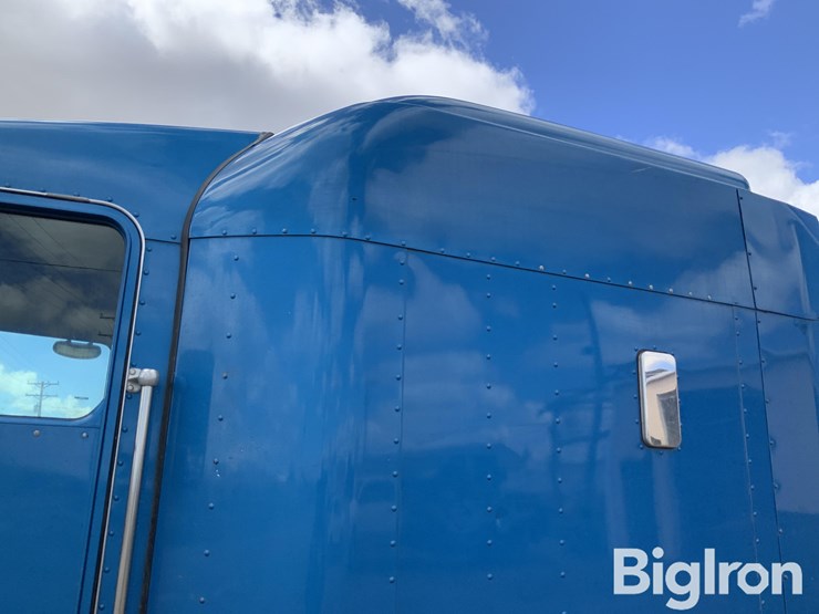 2012-kenworth-t600-image-18