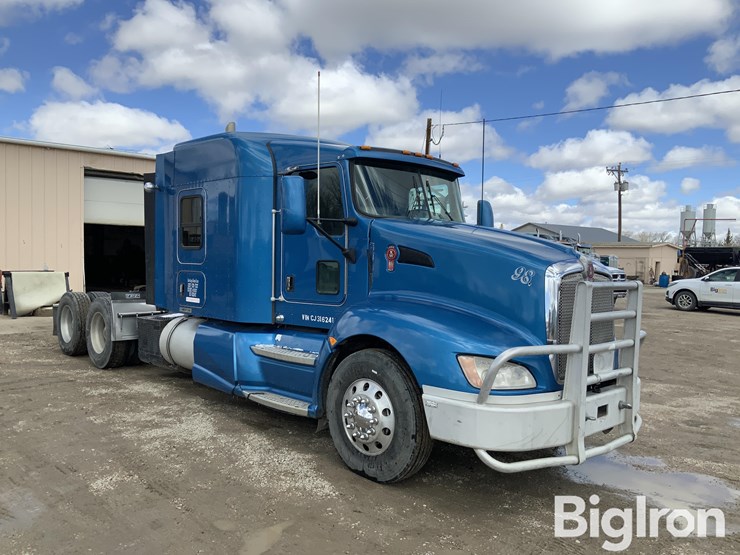 2012-kenworth-t600-image-3