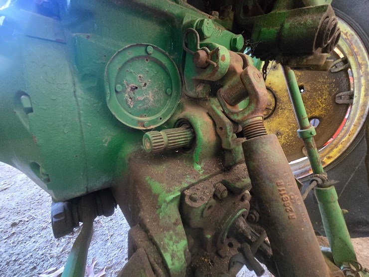 john-deere-4020-image-36