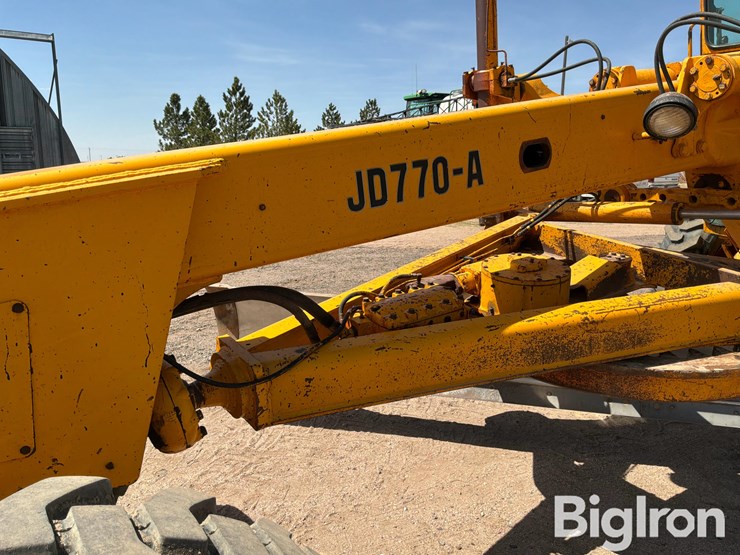 john-deere-770-image-10