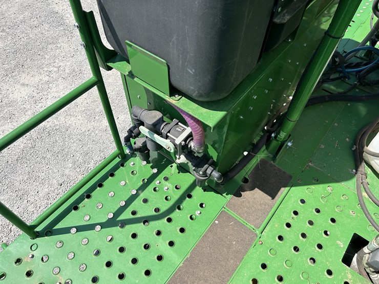 2020-john-deere-cs770-image-20