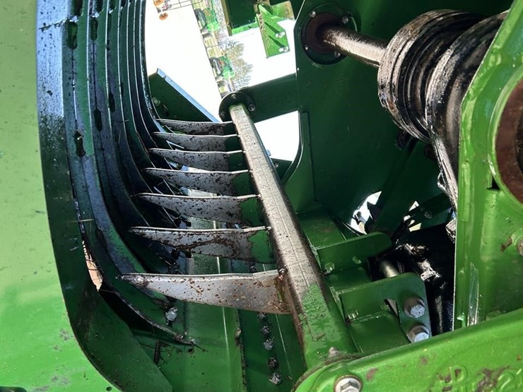 2016-john-deere-l340-image-80