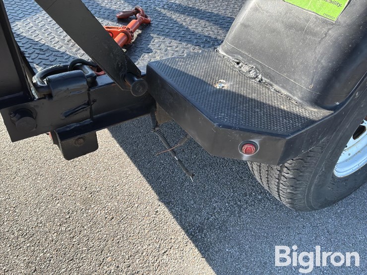 2018-massey-ferguson-730-image-16