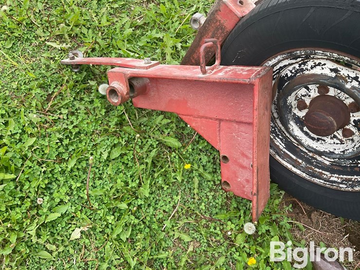 massey-ferguson-175-image-10