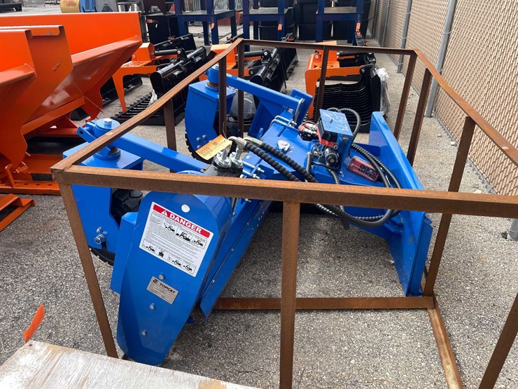 #9039-•-unused-top-cat-skid-steer-harley-rake-(o11)-image-8
