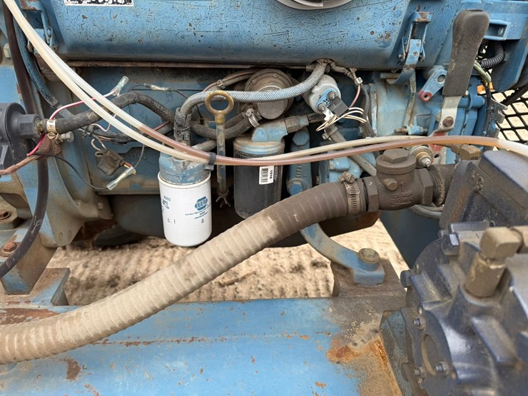 #3889-•-towable-water-pump-image-16