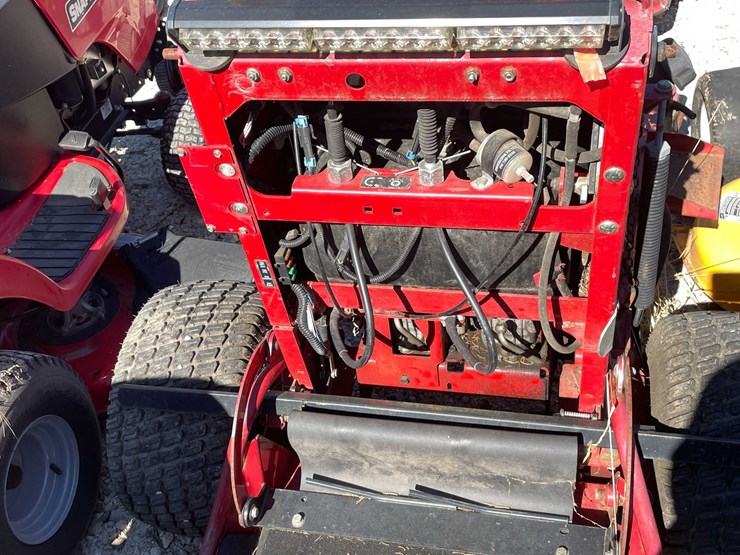 #6959-•-toro-grand-stand-stand-mower-image-6