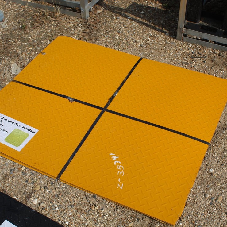 #5142 • BUNDLE OF 3FT X 3FT YELLOW STEEL DIAMOND PLATE