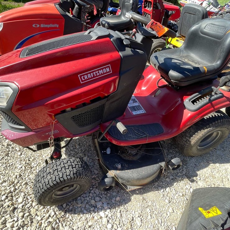 #6948 • Craftsman T3000 Riding Lawn Mower