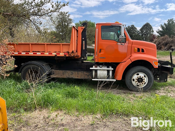 2007-sterling-l7500-image-4
