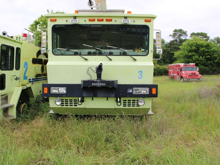 1995-oshkosh-t1500-image-6