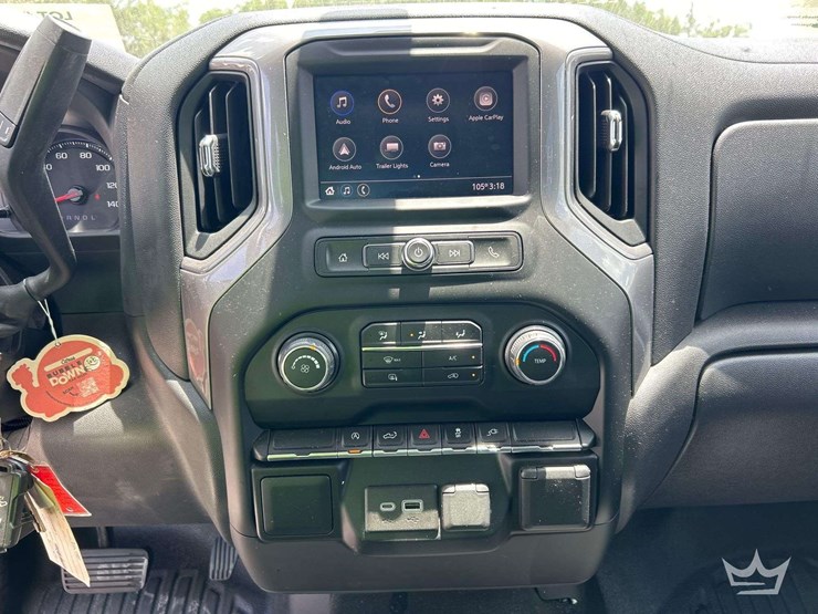 2022-chevrolet-silverado-1500-image-18