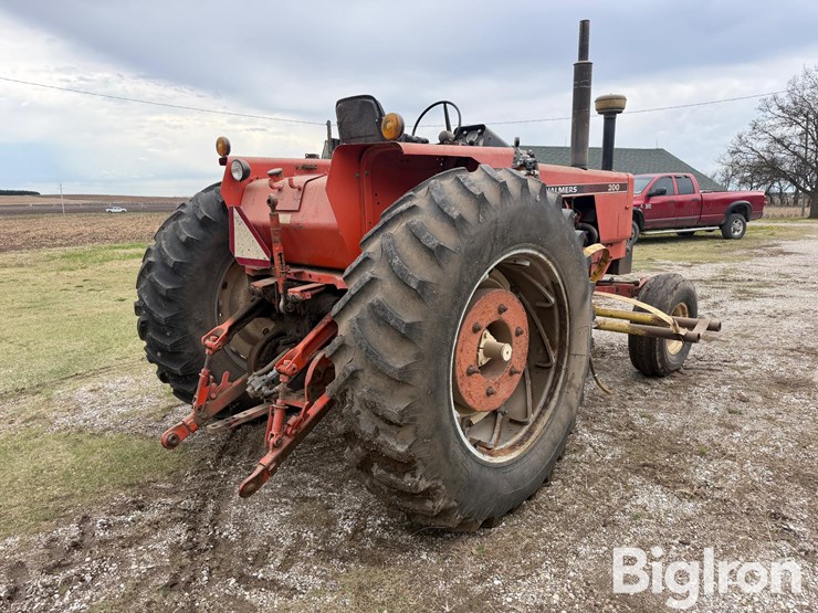 1975-allis-chalmers-200-image-5