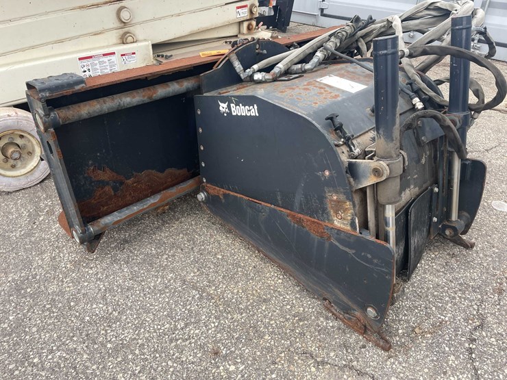#9010-•-bobcat-asphalt-planer-(o7)-image-9