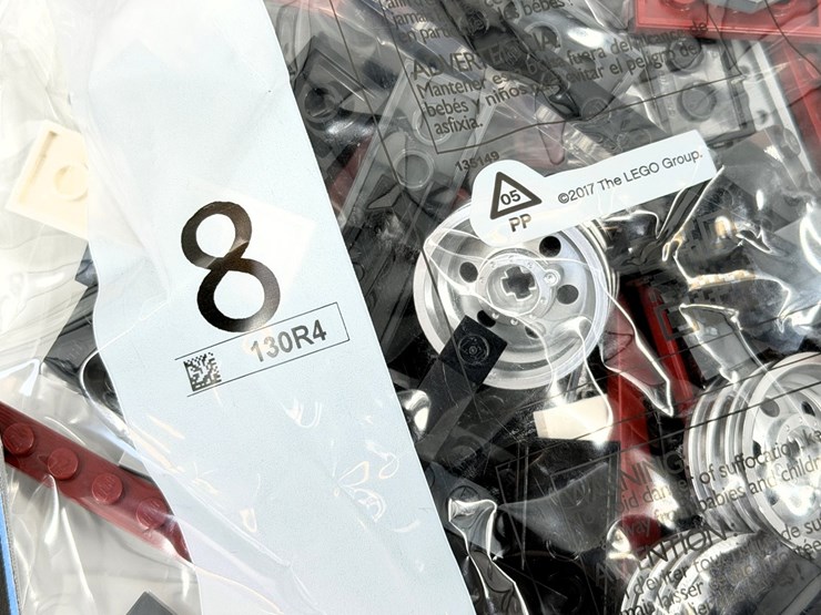 #32603-•-lego-icons-camaro-z28-set-image-11