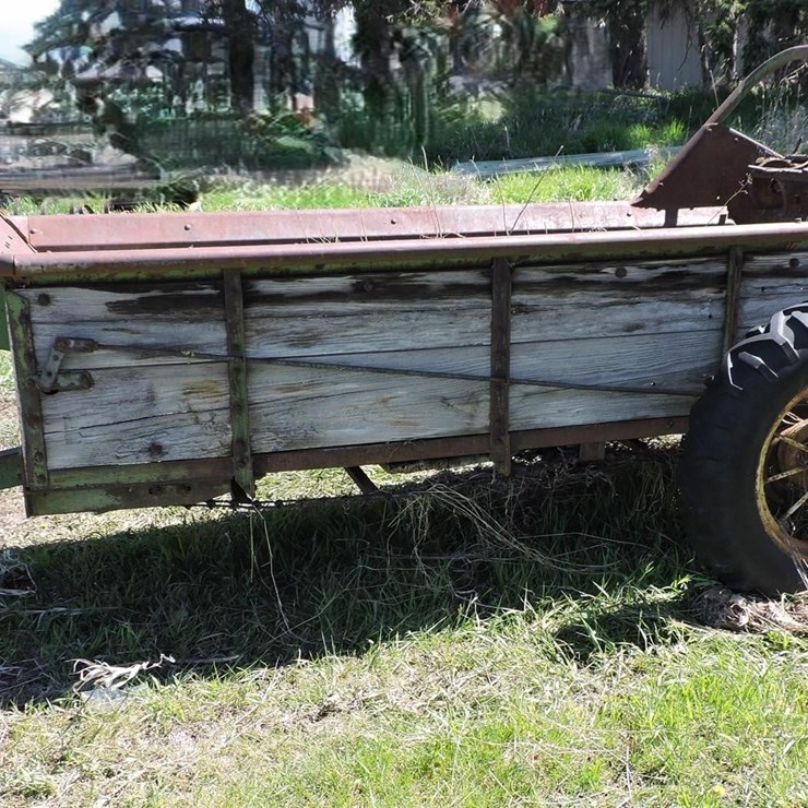 JOHN DEERE 240