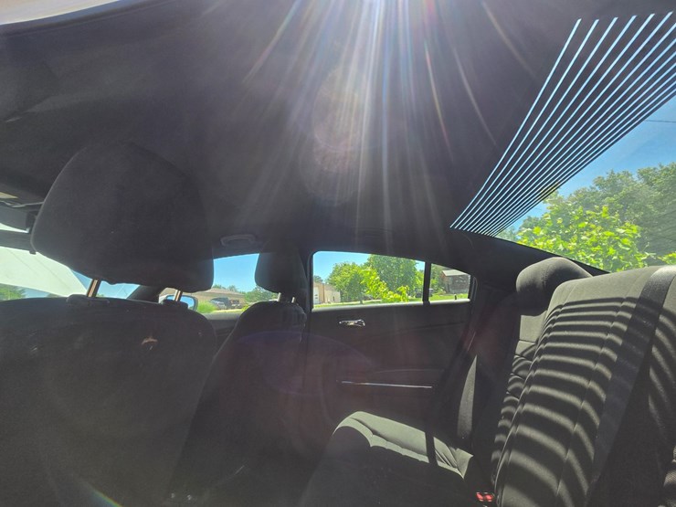 #24339-•-2014-dodge-charger-passenger-car-image-37
