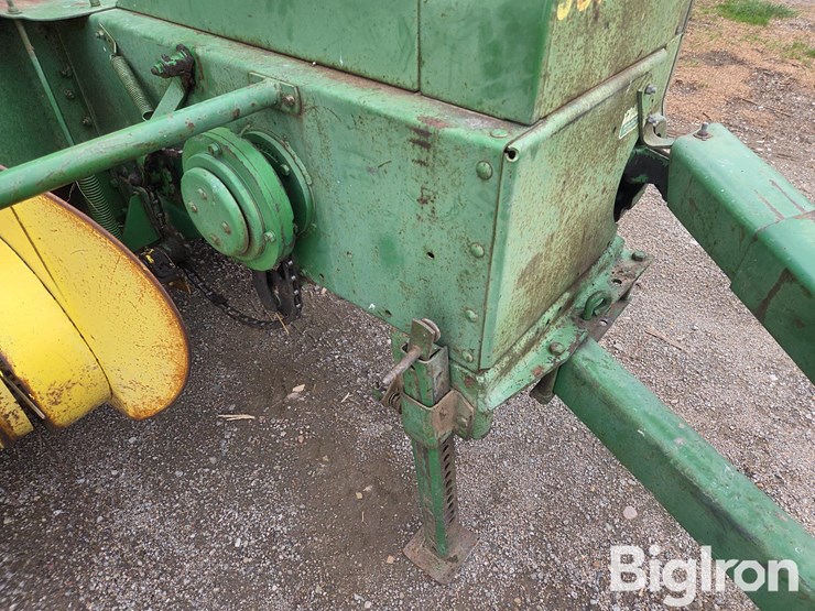 john-deere-24t-image-15