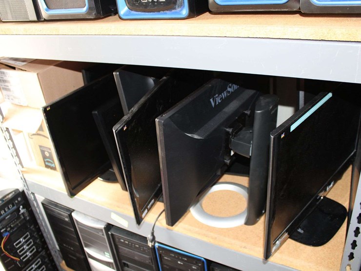 four-shelves-of-desktop-computers-&-flatscreen-monitors-(cooler-master-computers)-image-5