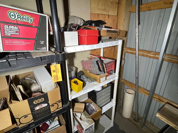 #7042-•-(2)-shelves-and-contents-image-6